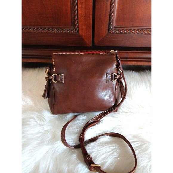 DOONEY & BOURKE MINI CHESTNUT FLORENTINE LEATHER CROSSBODY BAG EUC - Picture 4 of 10
